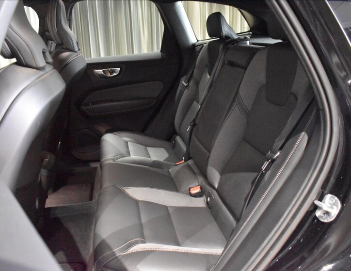 Volvo XC60 SUV / Terénní 2,0 l 184 kw