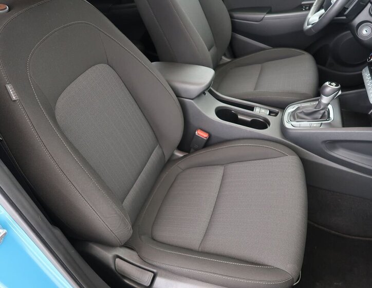 Hyundai Kona SUV / Terénní 1,6 l 77 kw