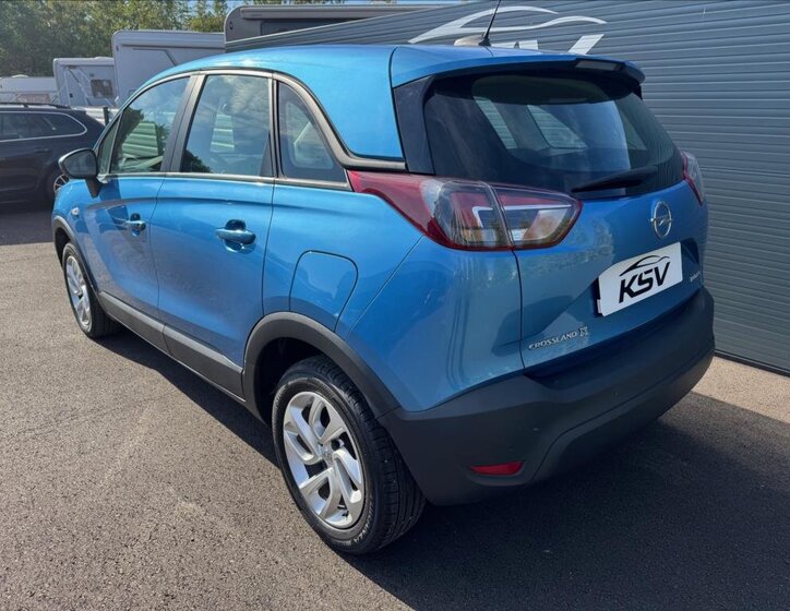 Opel Crossland SUV / Terénní 1,2 l 81 kw