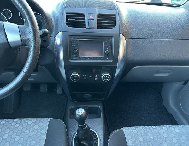 Suzuki SX4 SUV 1,6 l 88 kw