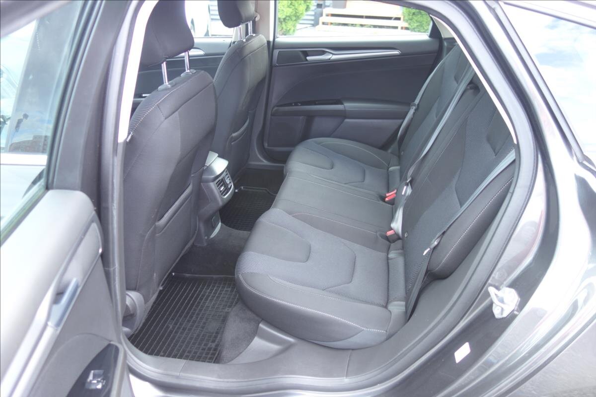 Ford Mondeo Liftback 2,0 l 110 kw