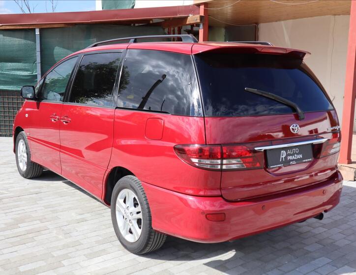 Toyota Previa 4