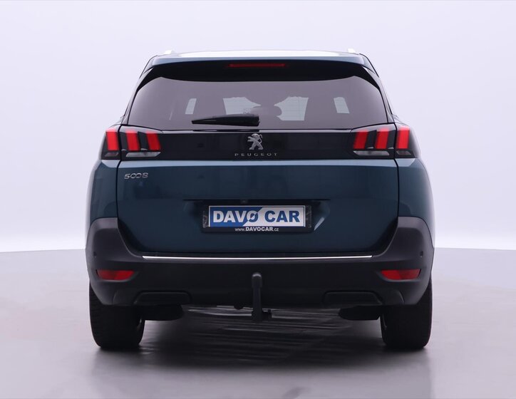 Peugeot 5008 6