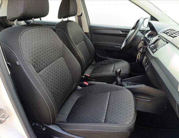 Škoda Fabia Hatchback 999,0 44 kw