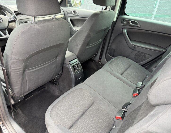 Škoda Yeti SUV 1,6 l 77 kw