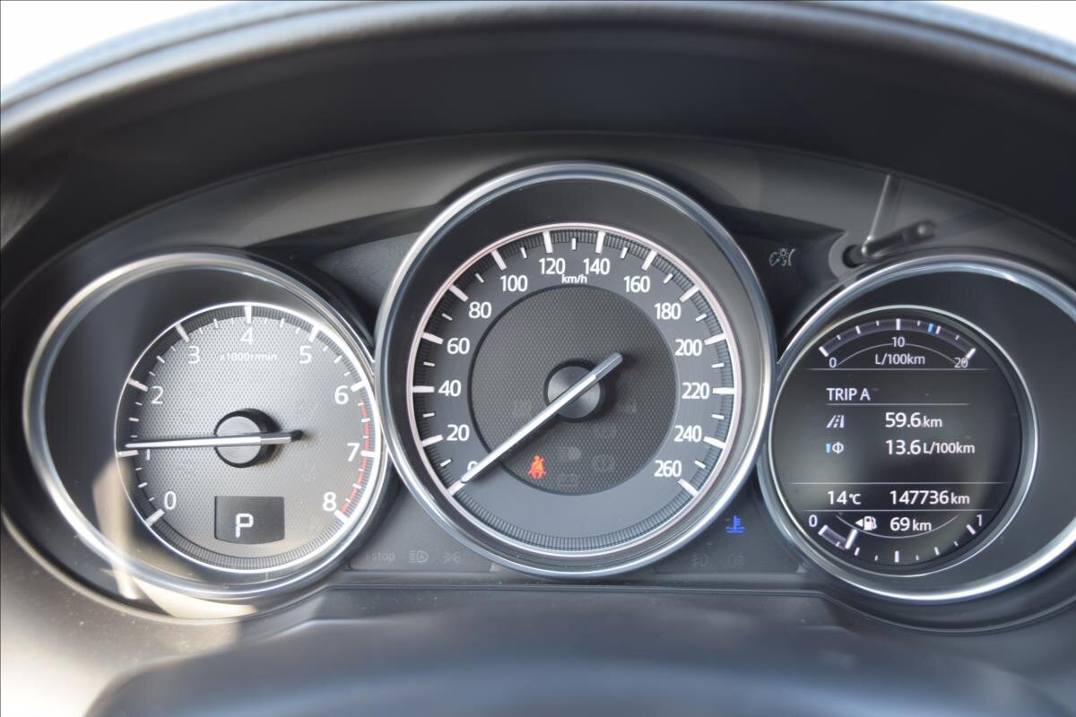 Mazda 6 Sedan / Limuzína 2,5 l 141 kw