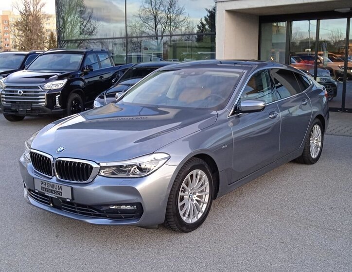 BMW Řada 6 Sedan / Limuzína 3,0 l 195 kw