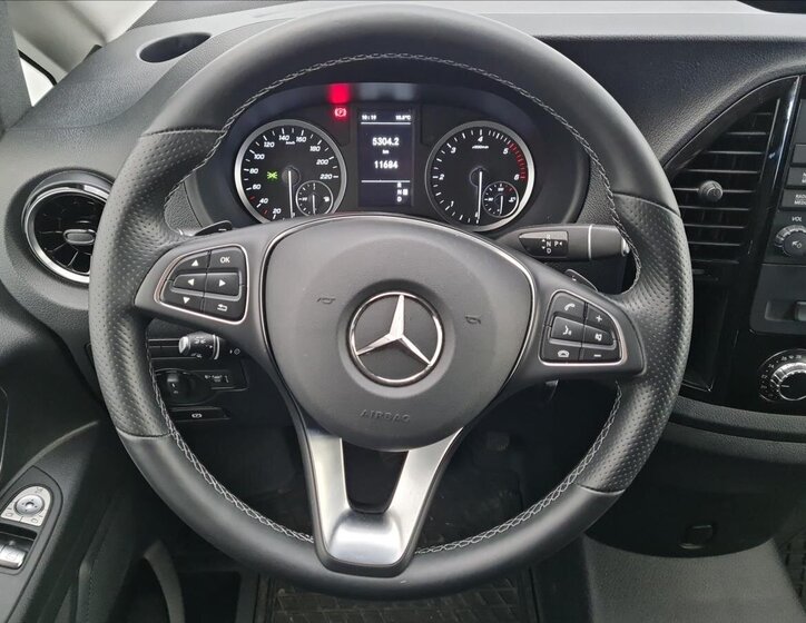 Mercedes-Benz Vito MPV 2,0 l 174 kw