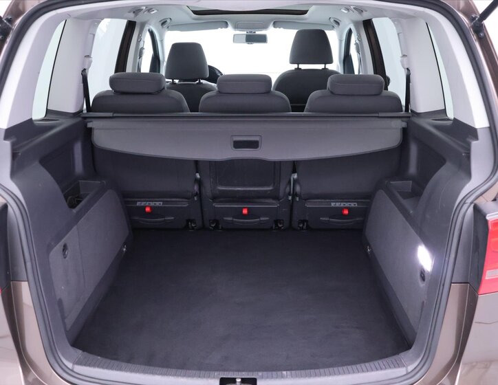 Volkswagen Touran MPV 1,4 l 103 kw
