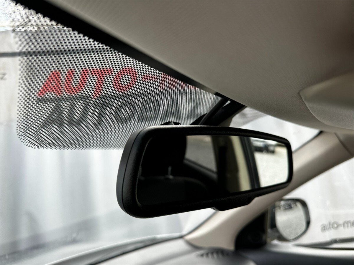 Mitsubishi Outlander Kombi 2,0 l 110 kw