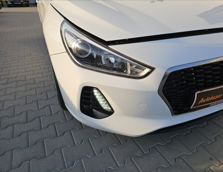 Hyundai i30 Kombi 1,6 l 81 kw
