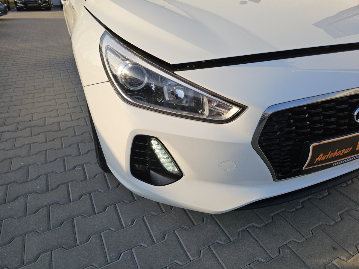 Hyundai i30 Kombi 1,6 l 81 kw