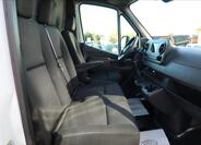 Mercedes-Benz Sprinter 13