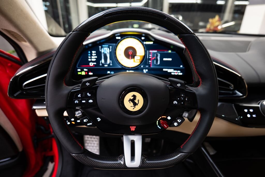 Ferrari Ostatní Hatchback 6,5 l 529 kw