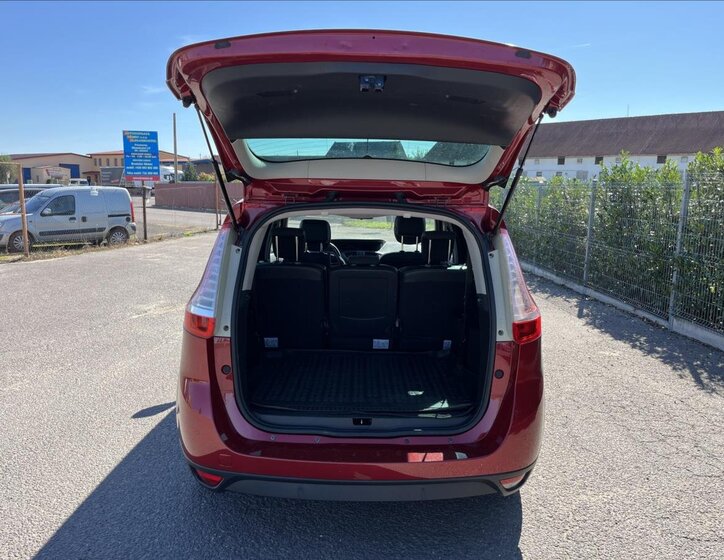 Renault Scénic MPV 1,6 l 96 kw