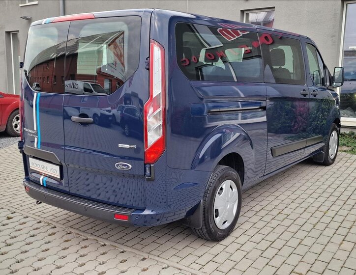 Ford Transit Custom 10