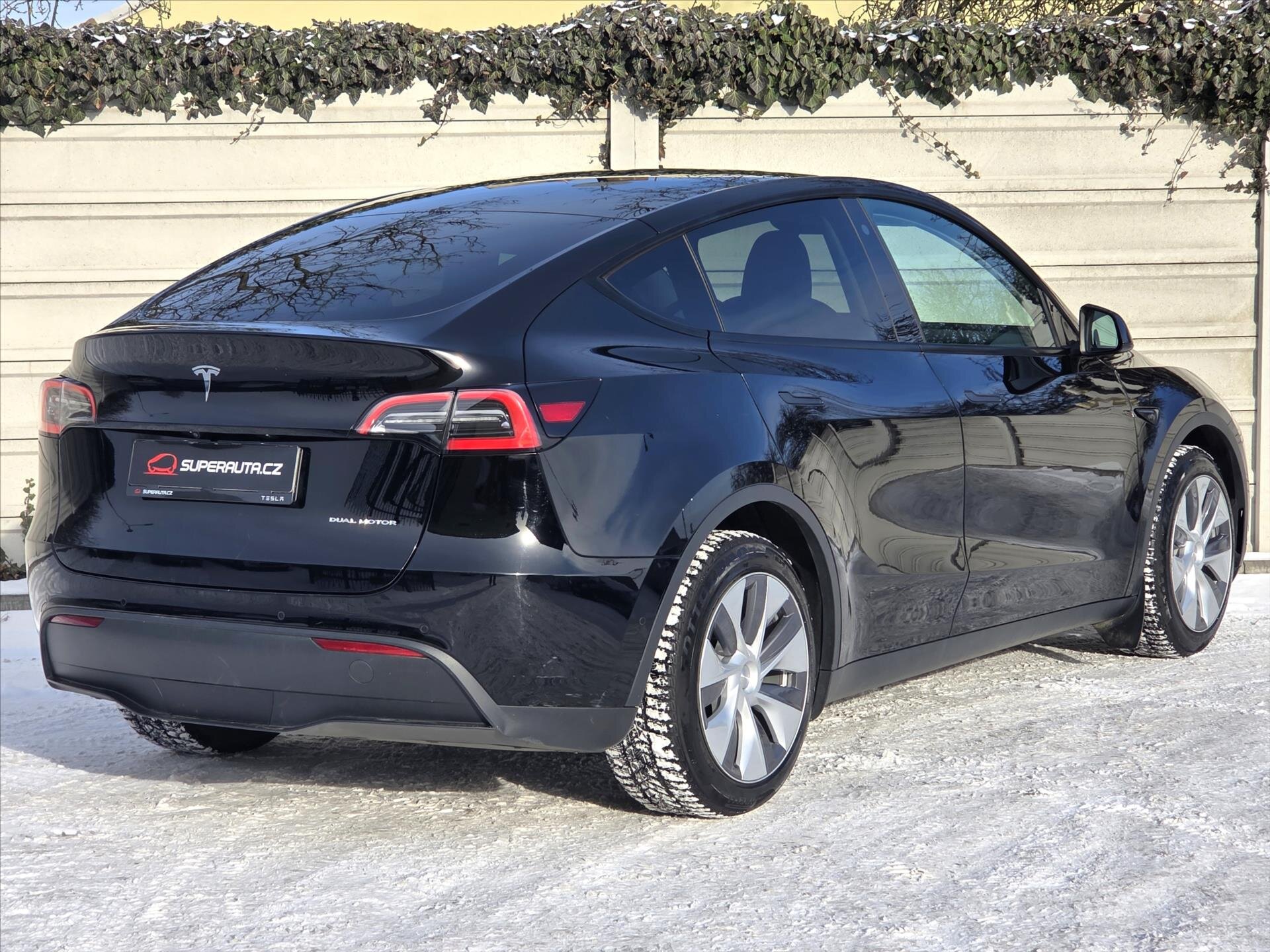 Tesla Model Y SUV 0,0 378 kw