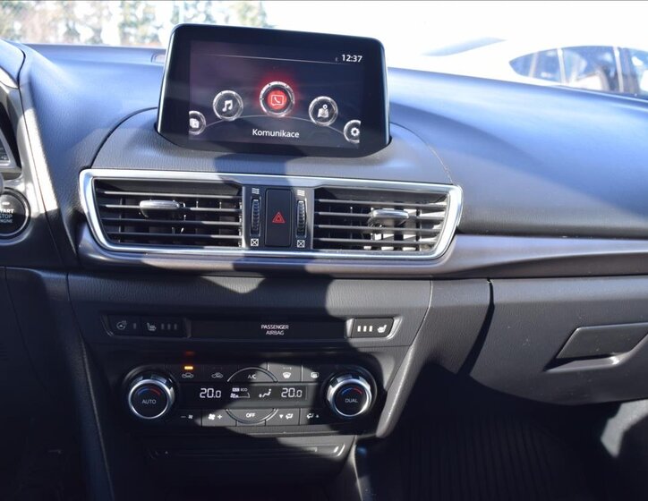 Mazda 3 Hatchback 2,0 l 121 kw