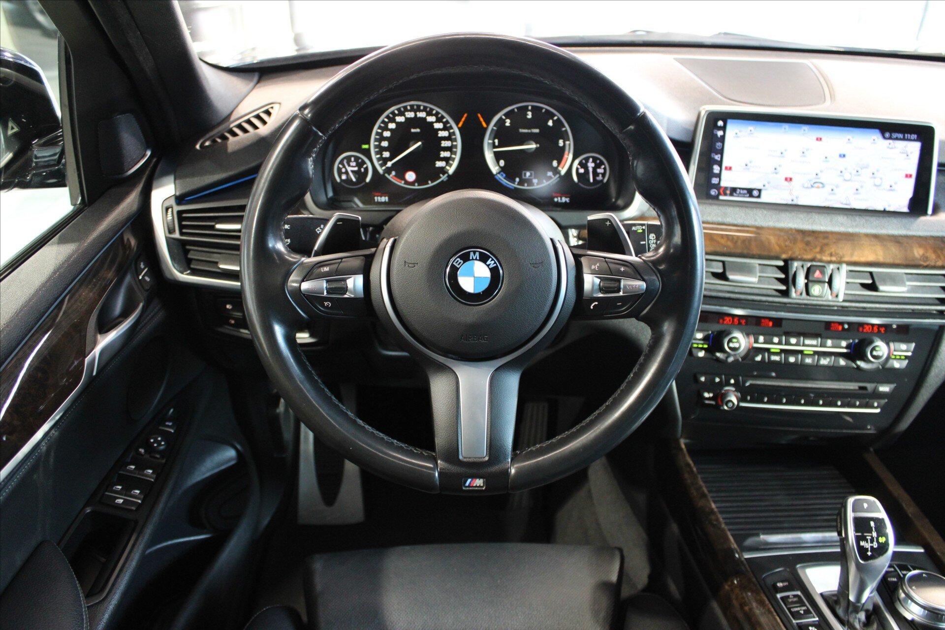 BMW X5 SUV 3,0 l 230 kw