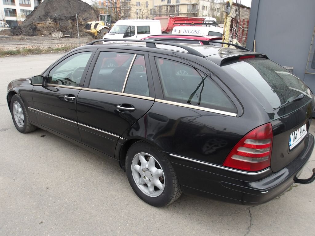 Mercedes-Benz Třídy C Kombi 2,1 l 105 kw