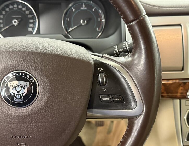 Jaguar XF Kombi 3,0 l 202 kw