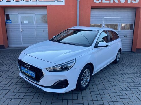 Hyundai i30 Kombi 1,6 l 85 kw
