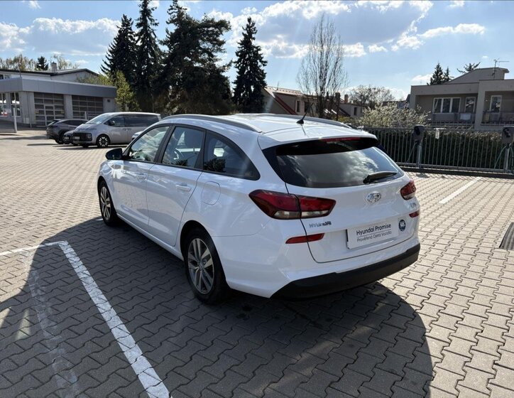 Hyundai i30 Kombi 1,4 l 103 kw