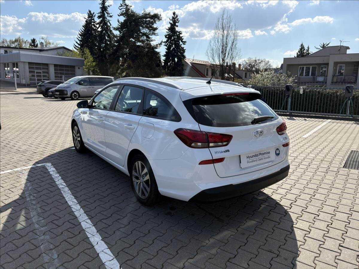 Hyundai i30 Kombi 1,4 l 103 kw