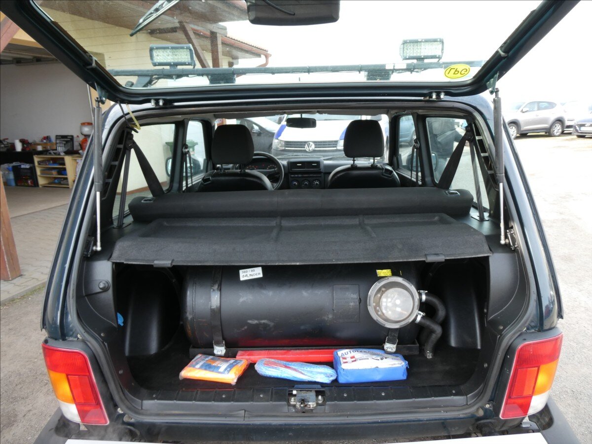 Lada Niva Ostatní 1,7 l 61 kw