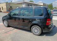 Volkswagen Touran 8