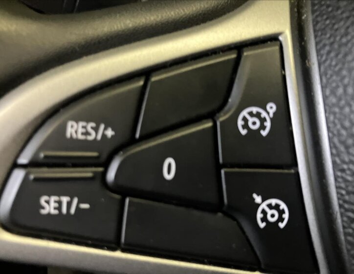 Dacia Sandero Hatchback 999,0 67 kw