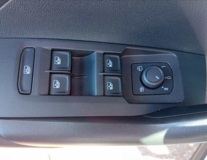 Volkswagen T-Cross 14