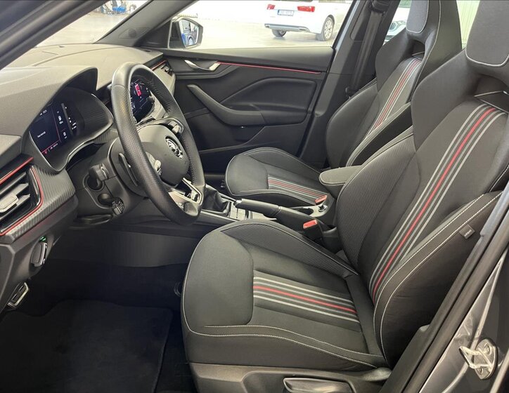 Škoda Kamiq SUV 1,5 l 110 kw