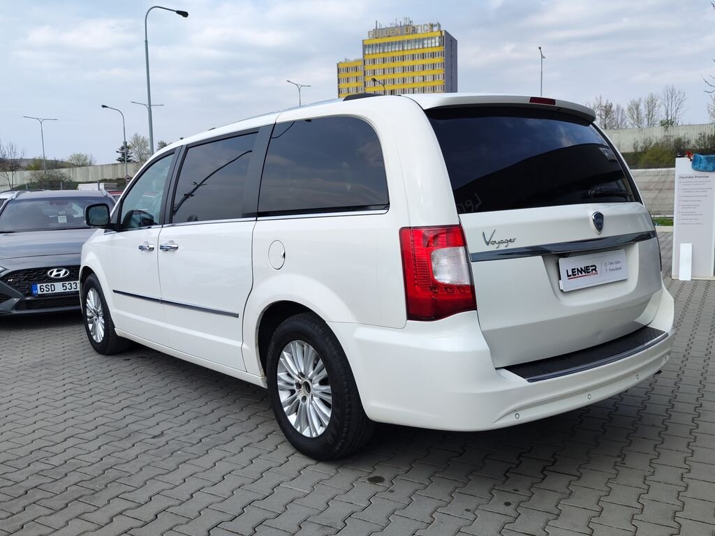 Lancia Voyager MPV 2,8 l 120 kw