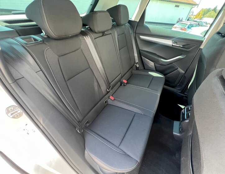 Škoda Karoq Hatchback 1,5 l 110 kw