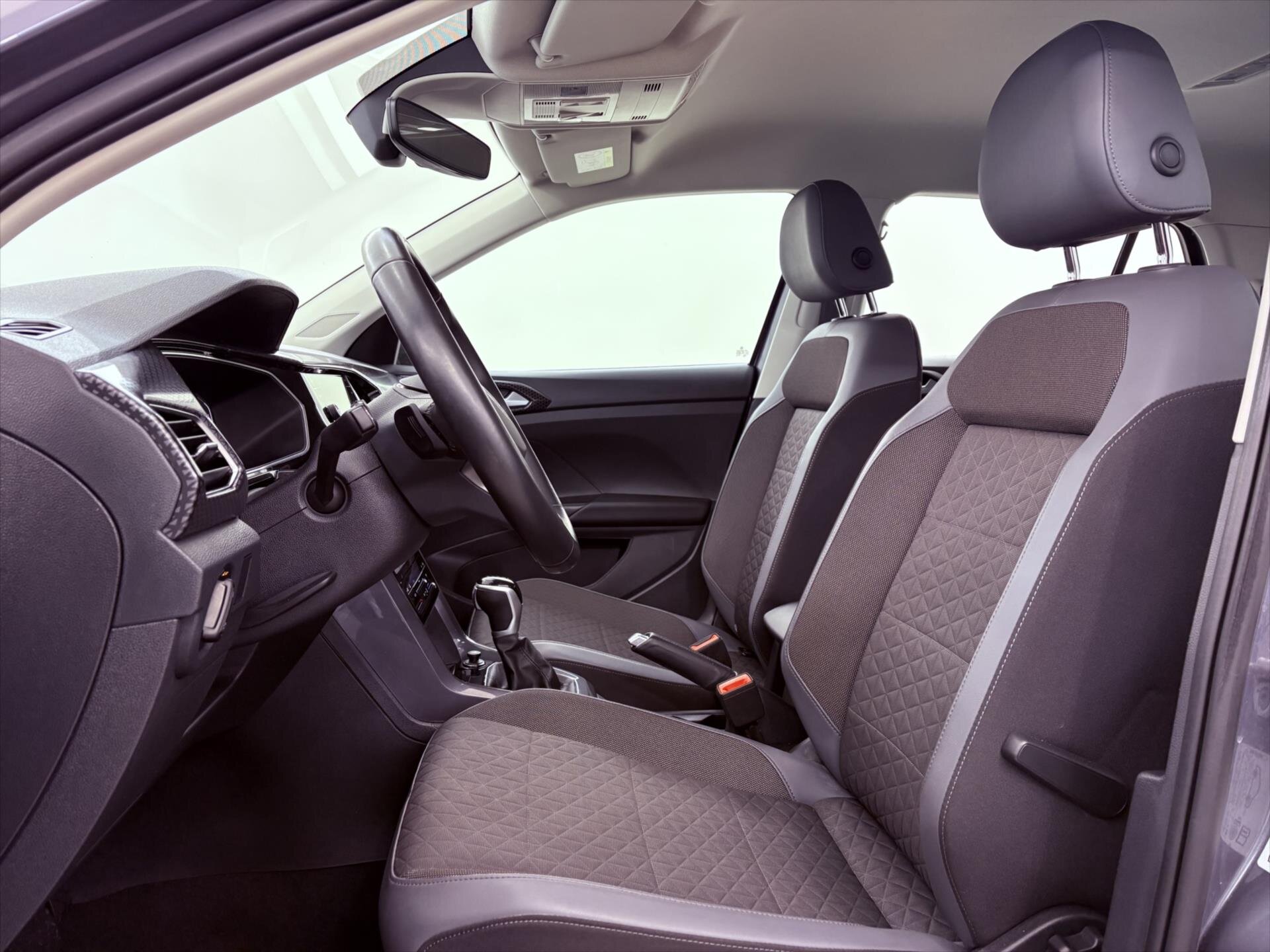 Volkswagen T-Cross Kombi 999,0 81 kw