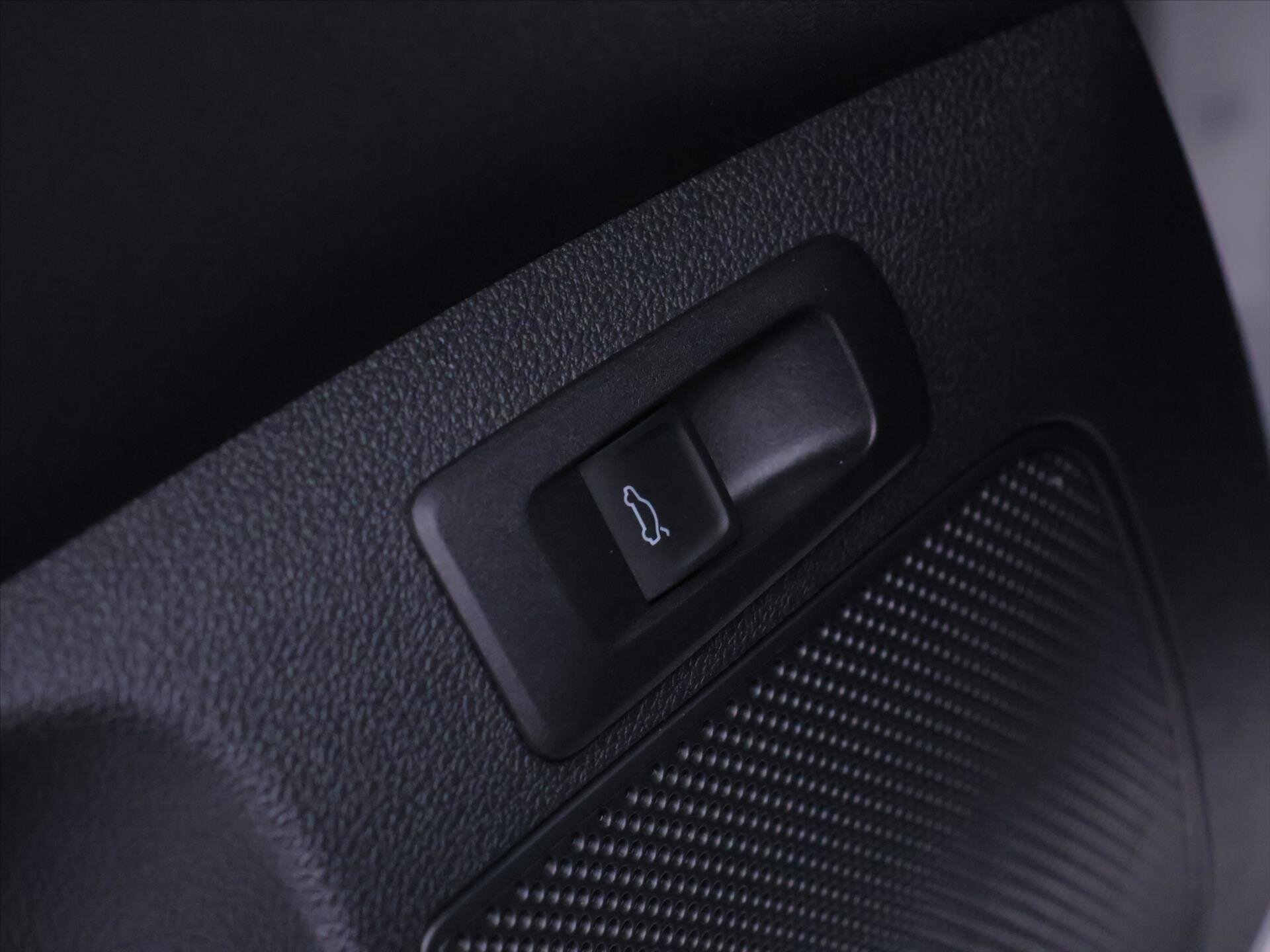 Škoda Karoq SUV / Terénní 2,0 l 110 kw