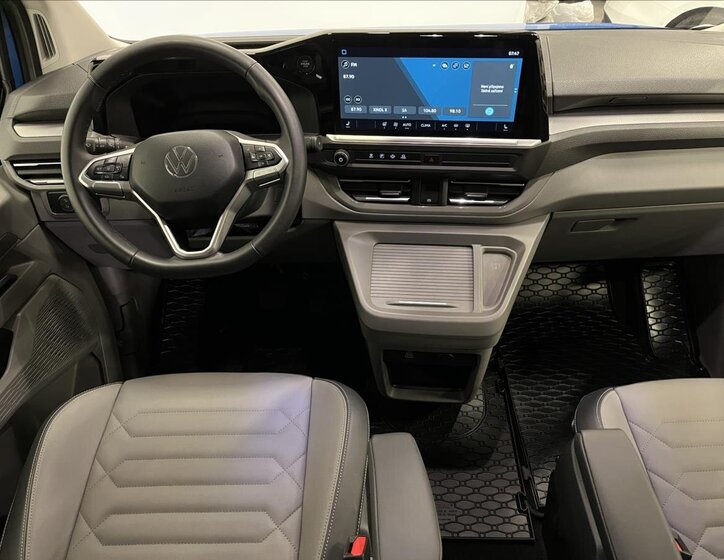 Volkswagen Caravelle 5