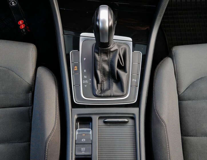 Volkswagen Golf Kombi 1,5 l 96 kw