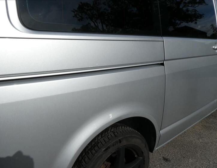 Volkswagen Caravelle 13