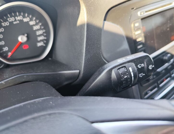 Ford Mondeo Kombi 2,0 l 103 kw