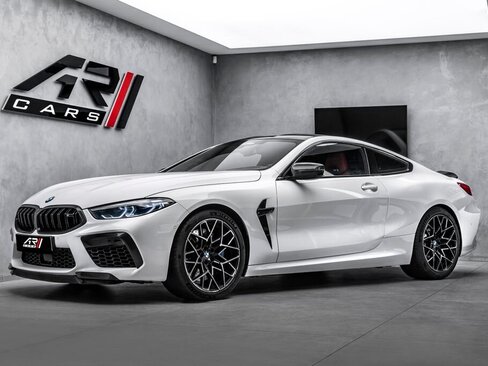 BMW M8 Kupé 4,4 l 447 kw