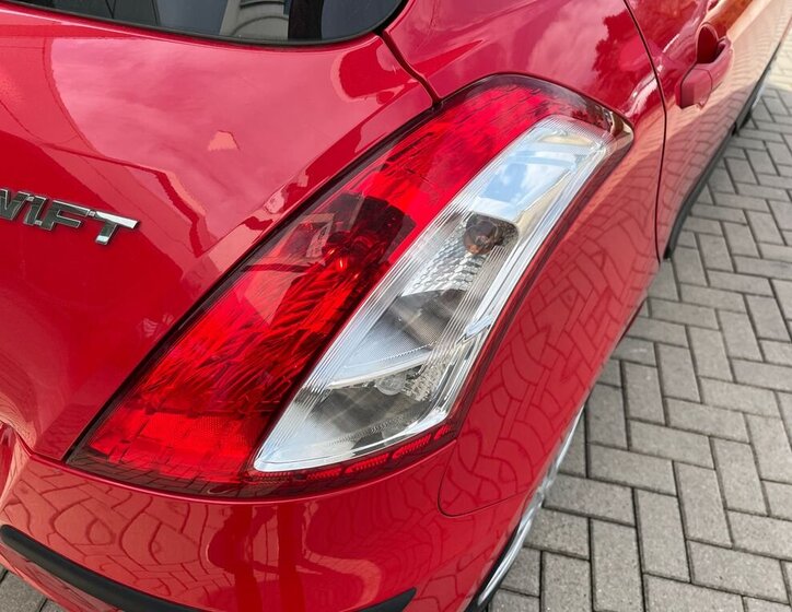 Suzuki Swift Hatchback 1,2 l 69 kw