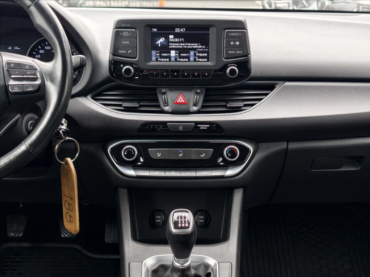 Hyundai i30 Kombi 998,0 88 kw