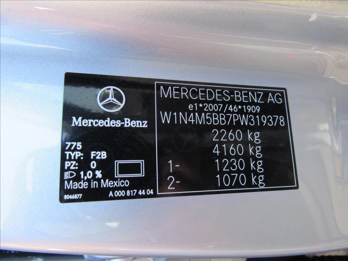 Mercedes-Benz GLB Kombi 2,0 l 225 kw