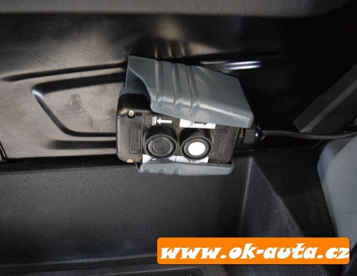 Ford Transit Sklápěč 2,0 l 125 kw