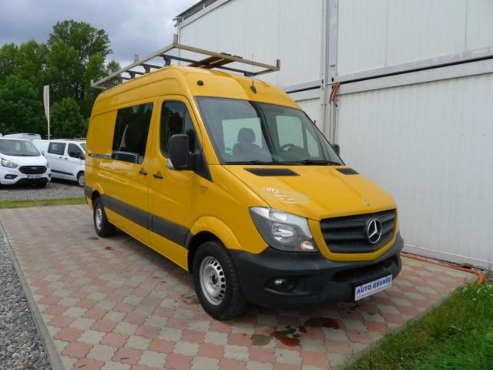 Mercedes-Benz Sprinter 2