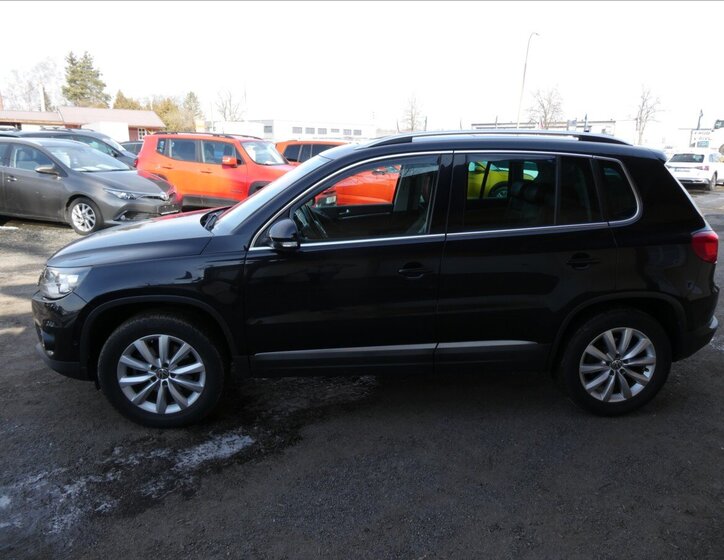 Volkswagen Tiguan SUV 2,0 l 103 kw