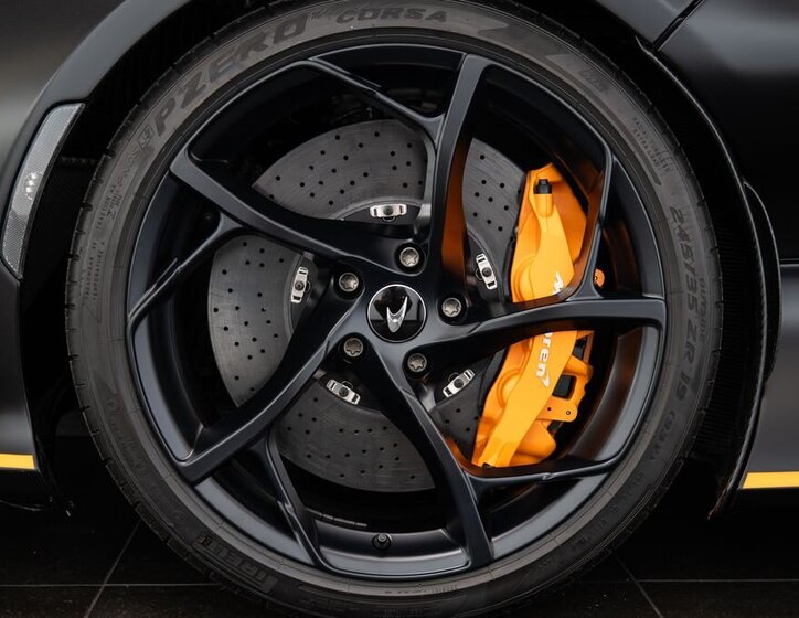 McLaren Elva Kabriolet 4,0 l 600 kw