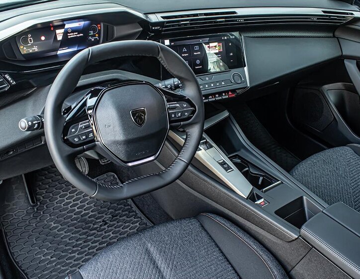 Peugeot 308 Kombi 1,2 l 107 kw